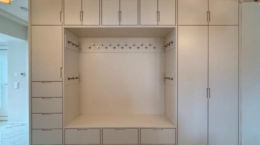 Garderobe mit Sitzbank weiß